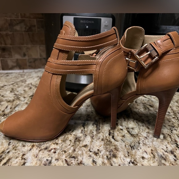 Michael Kors Open Toe High Heeled ankle boot/Bootie/Shootie tan/brown/beige - Picture 8 of 8